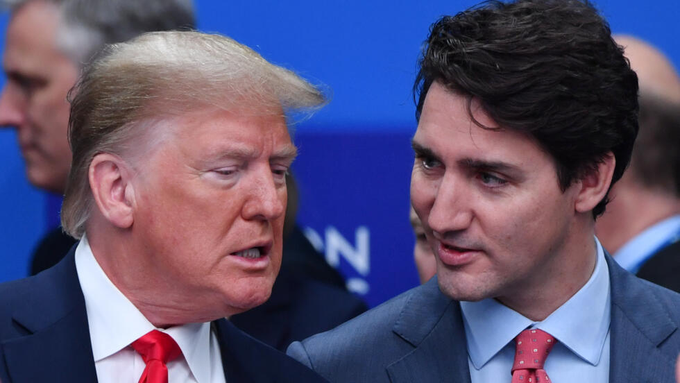 El presidente Donald Trump (izq) y el primer ministro Justin Trudeau, durante una cumbre de la OTAN celebrada el 4 de diciembre de 2019 en la localidad inglesa de Watford, al noreste de Londres