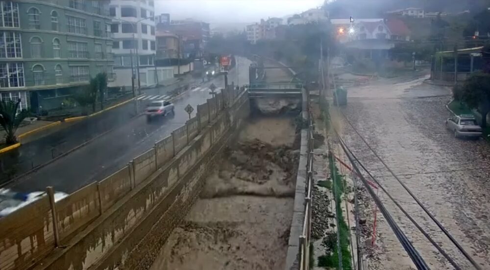 Activan alarma por “ondas pulsantes” en el río Huayñajahuira y piden transitar con precaución