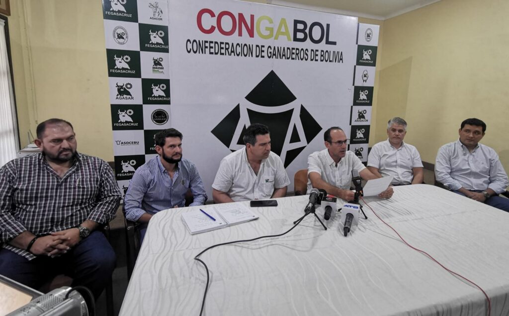 Representantes de Congabol. / Foto Fegasacruz