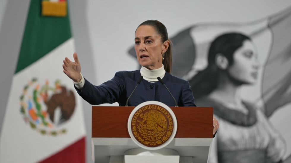 Fotografía de archivo de la presidenta de México, Claudia Sheinbaum, durante una conferencia de presna en la sede de gobierno en Ciudad de México, el 3 de febrero de 2025.