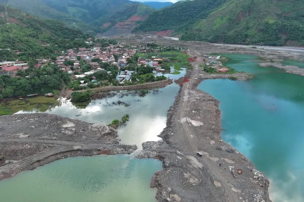 Imagen aérea de las inundaciones en Tipuani, provocadas por la actividad minera. Foto: Somos Tipuaneños