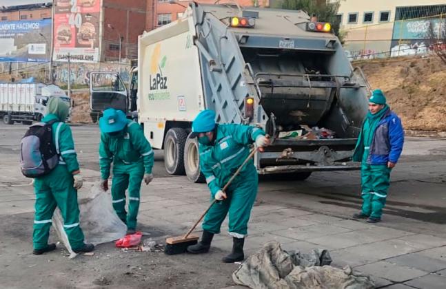 La recolección de basura en La Paz. / Foto: Erbol.