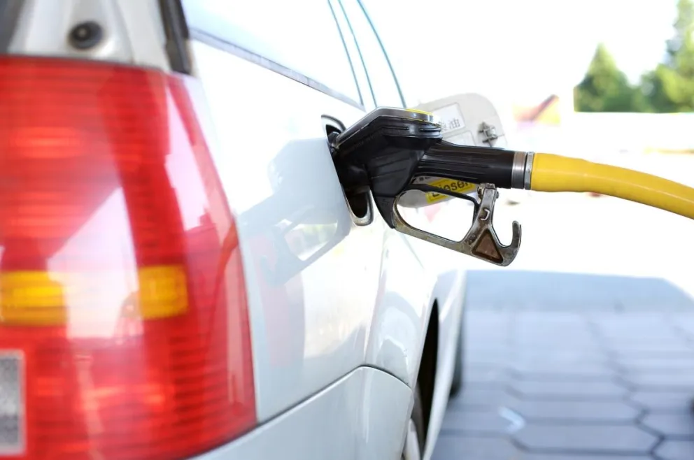 Las filas por combustibles incrementaron en el país. Foto: Referencial Pixabay