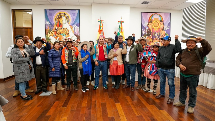 Arce coordina con sectores sociales la ejecución de proyectos en la Zona Andina de Cochabamba