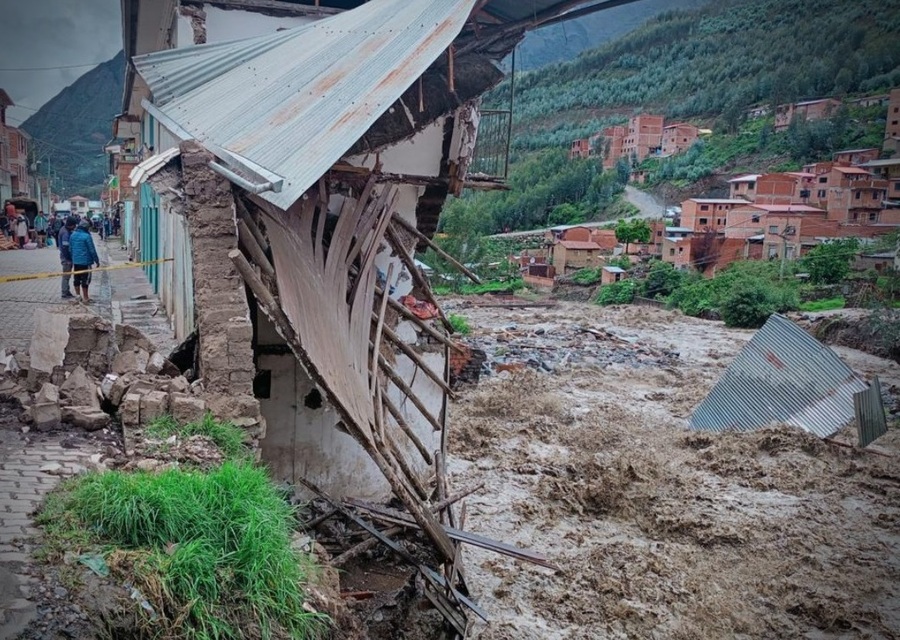 En Bolivia 170 municipios y más de 282 mil familias fueron afectados por las intensas lluvias