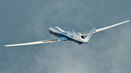 Un dron estadounidense vuela frente a las costas de Irán tras dura advertencia de Trump