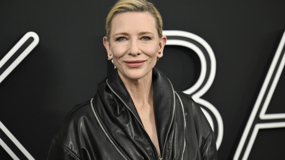 Cate Blanchett, cuyo film "Black Bag" está por estrenarse, está entra las estrellas de Hollywood que exhortan a la Casa Blanca a proteger al cine y la televisión de la IA