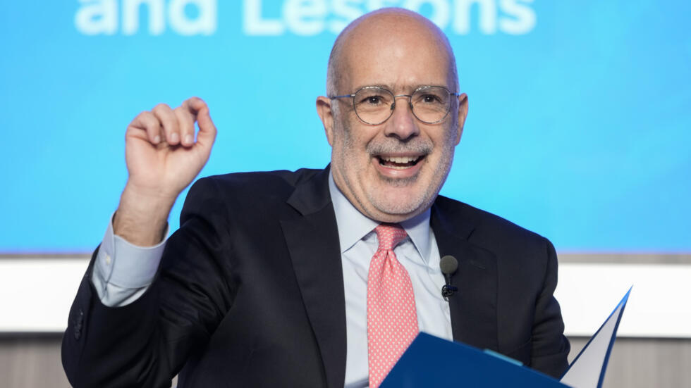 El excanciller chileno Rodrigo Valdés, director del FMI para América Latina, en un encuentro en el marco de las reuniones de primavera (boreal) del Fondo Monetario y el Banco Mundial en Washington, el 23 de abril de 2025