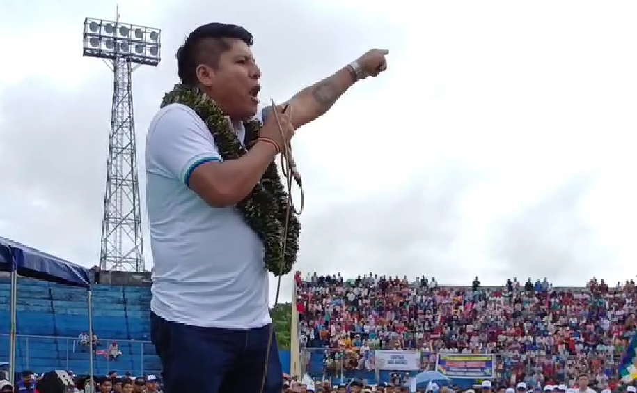 Leonardo Loza en la proclamación de Evo Morales. / Foto: Captura de video.