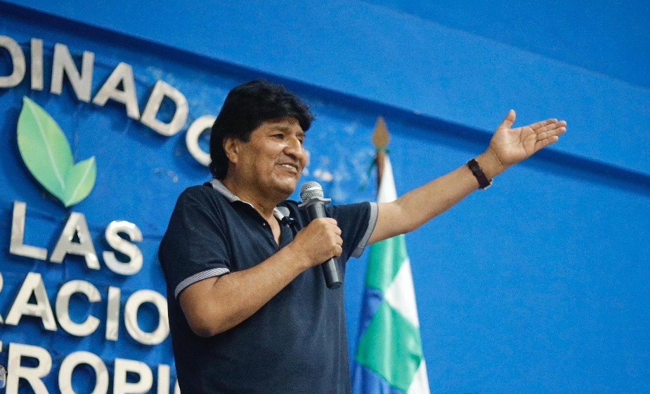 Evo Morales en un acto político con sus seguidores. / Foto: EMA.
