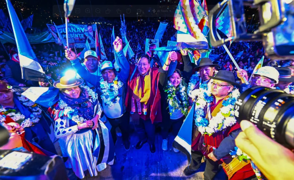 El presidente Luis Arce es proclamado en la ciudad de La Paz. Foto: Lucho Arce