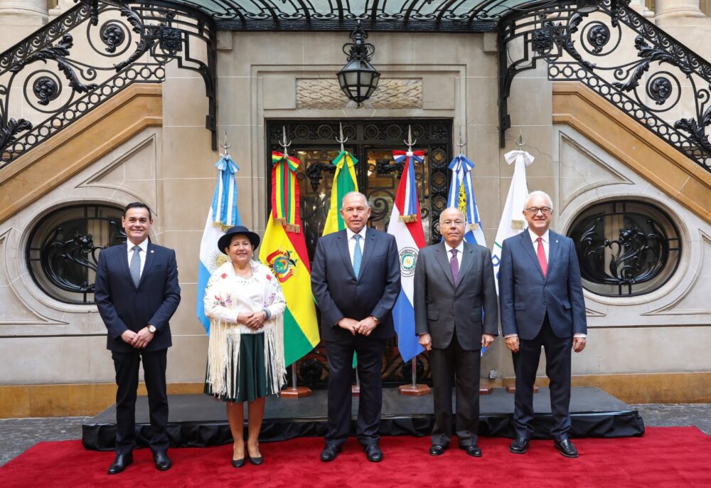 Cancilleres de los cinco países miembros del Mercosur