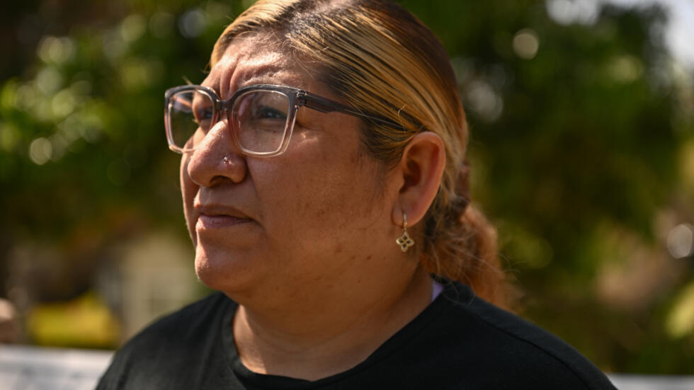 Rosalba Hernández, una inmigrante indocumentada de México, fotografiada el 23 de abril de 2025 en San Diego, California (EEUU)