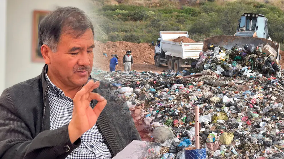 El gobernador HUmberto Sánchez (i) y la basura en Cotapachi. ARCHIVO Y DICO SOLÍS