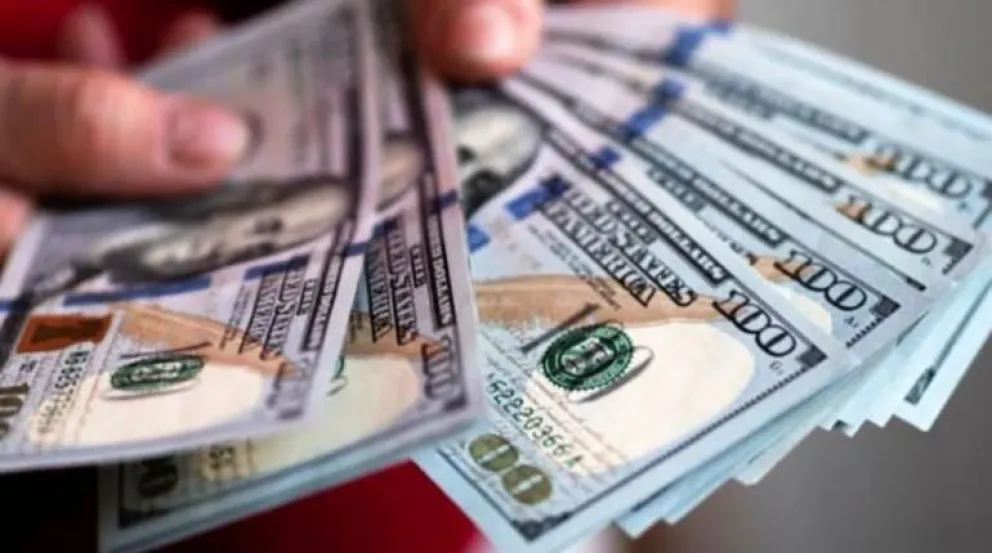 El dólar trepa de precio en el mercado paralelo (imagen referencial). Foto: Archivo 