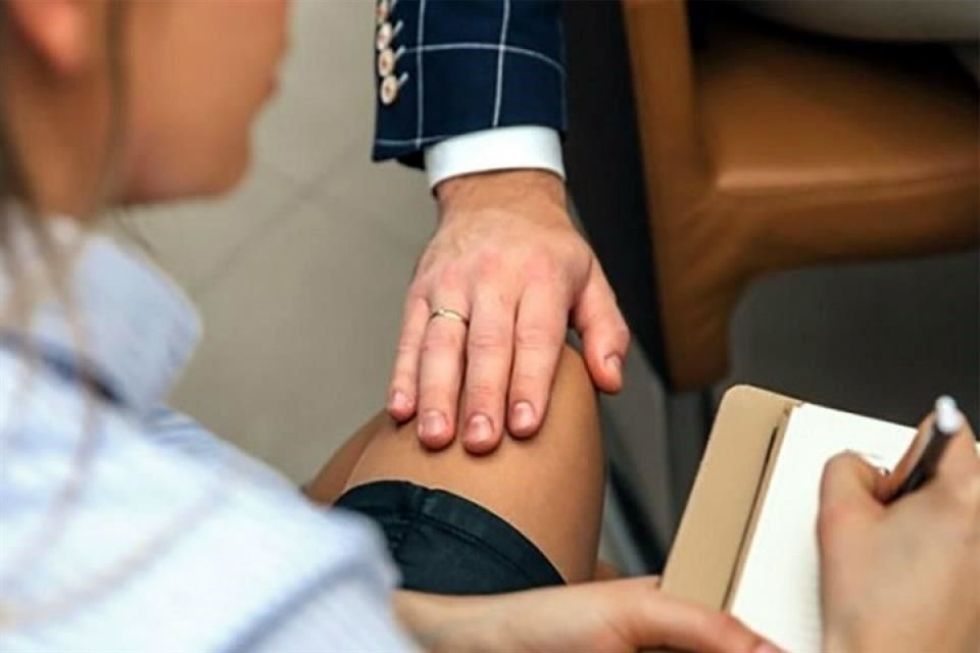 Reportan otro caso de acoso sexual de un maestro a una menor
