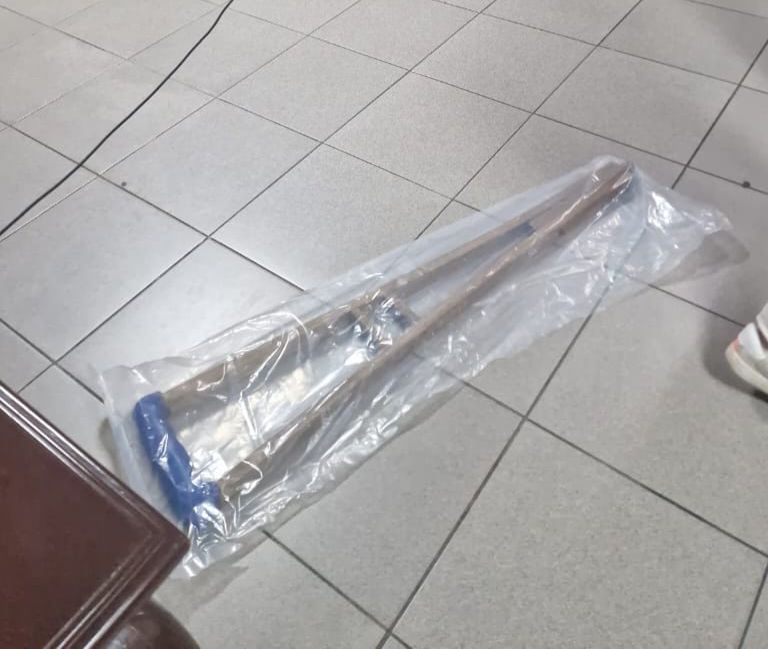 Murió tras recibir un golpe con una muleta