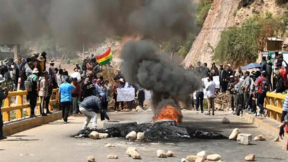 Un bloqueo anterior en Cochabamba. Foto: Archivo.