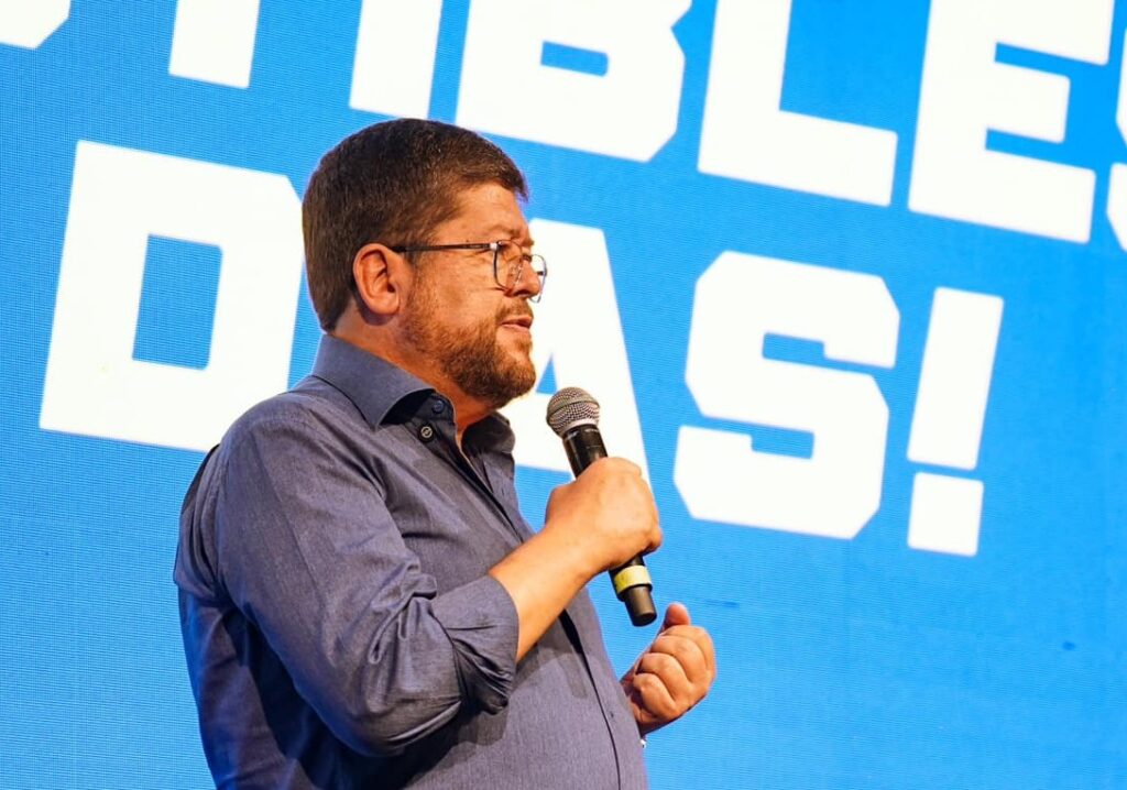 Samuel Doria Medina en un evento en el que presentó sus propuestas. / Foto: SDM.