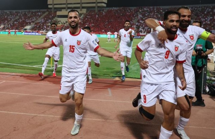 Los futbolistas de Jordania celebran la victoria ante Omán en Mascate. Foto: AFC.