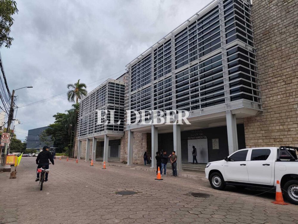 TSE traslada su sesión a Santa Cruz ante presiones del evismo | El Deber