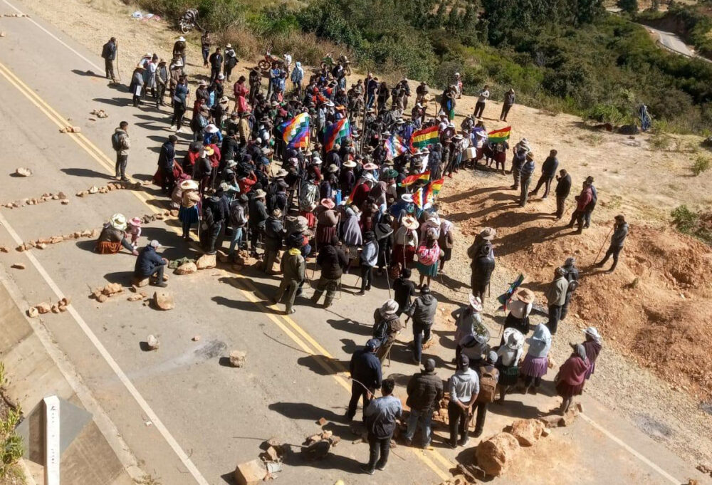 Uno de los puntos de bloqueo en Cochabamba. Foto: RKC