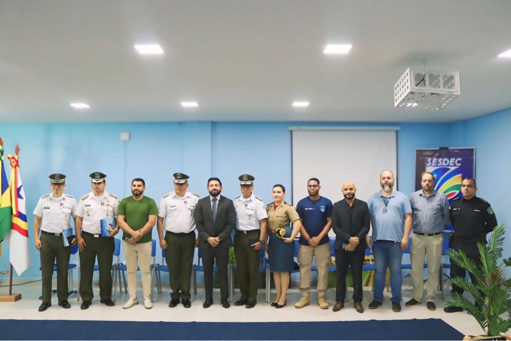 EFECTIVOS POLICIALES DEL BENI SON CONDECORADOS EN BRASIL POR SU LUCHA CONTRA EL CRIMEN ORGANIZADO
