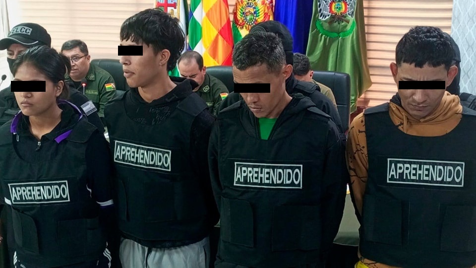 Cuatro personas fueron aprehendidas