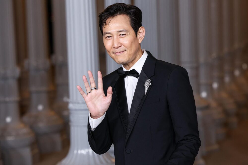 Lee Jung-jae. El Juego del Calamar lo lleva al Estrellato Mundial - Revista Q