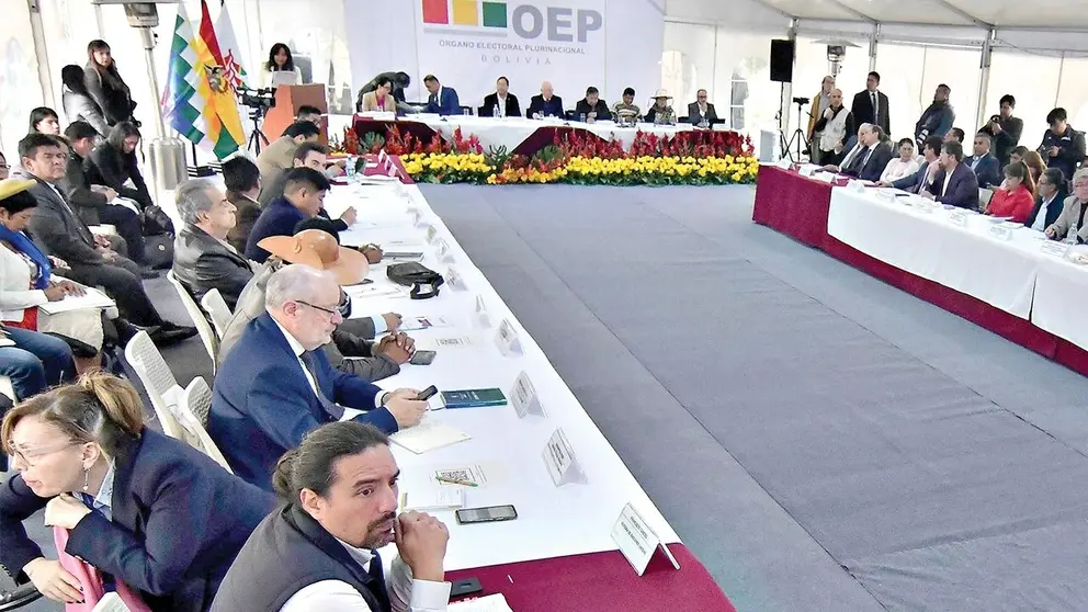 Imagen del Tercer Encuentro Multipartidario, desarrollado en febrero, en La Paz./ APG