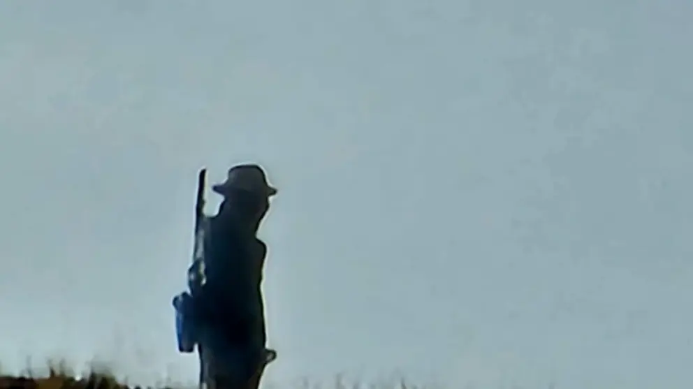 Imagen referencial de un presunto francotirador en Llallagua. RRSS