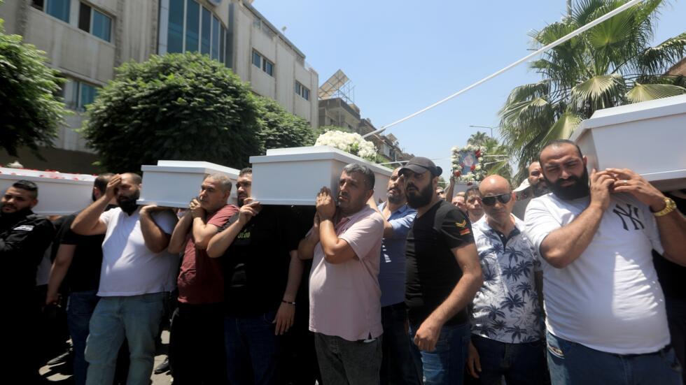 El funeral de las víctimas del atentado suicida perpetrado en la Iglesia de San Elías de Damasco, celebrado el 24 de junio de 2025