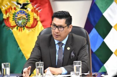 Procurador niega reunión en Tarija para “derrocar” a Rosmery Ruíz