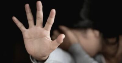 Emiten orden de aprehensión contra un profesor acusado de violar a su alumna de 15 años en Oruro