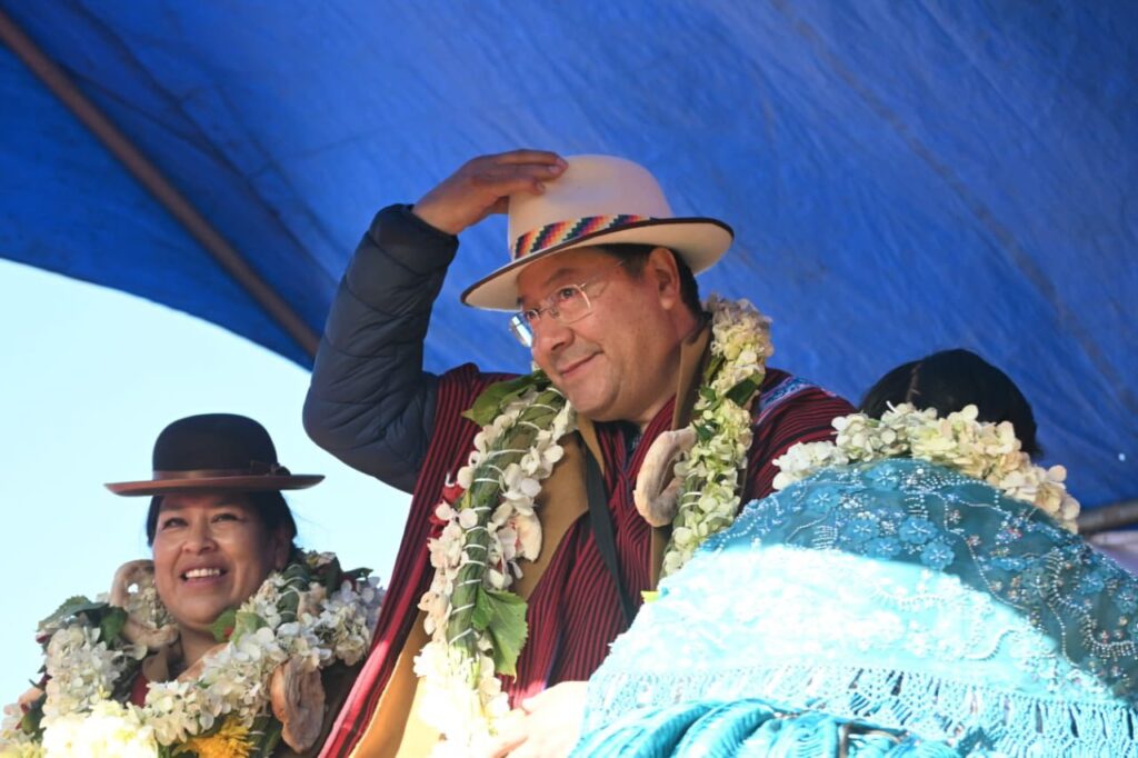 El presidente Luis Arce en un municipio de La Paz. / Foto: Presidencia.