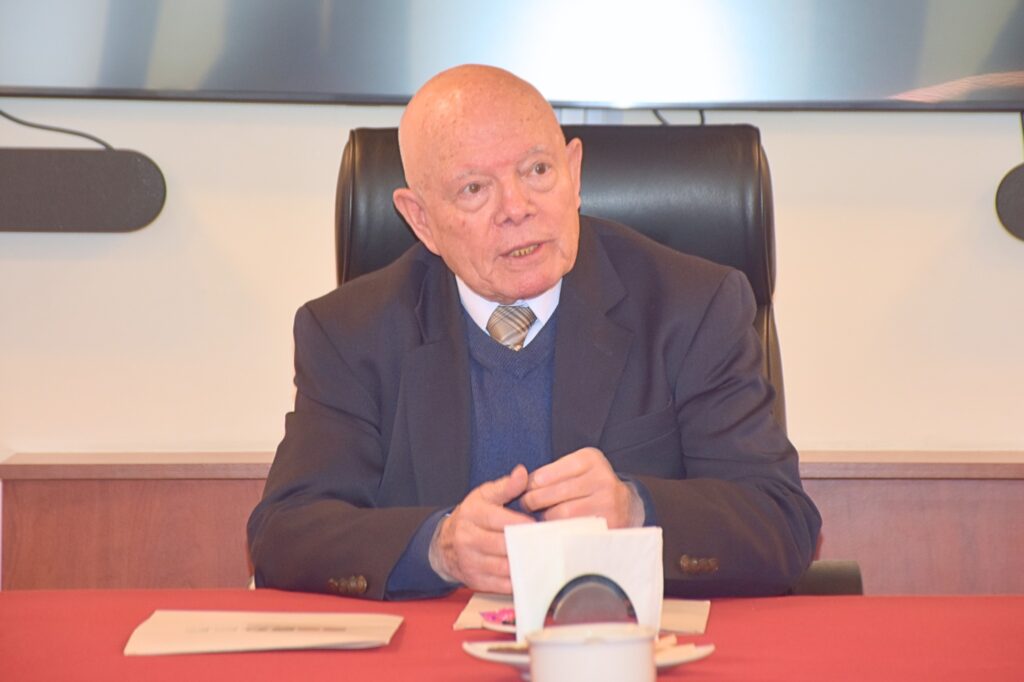 El presidente interino del TSE, Óscar Hassenteufel. / Foto: TSE.