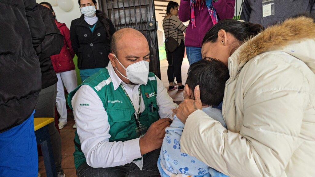 Vacunación contra el sarampión. / Foto: Sedes.