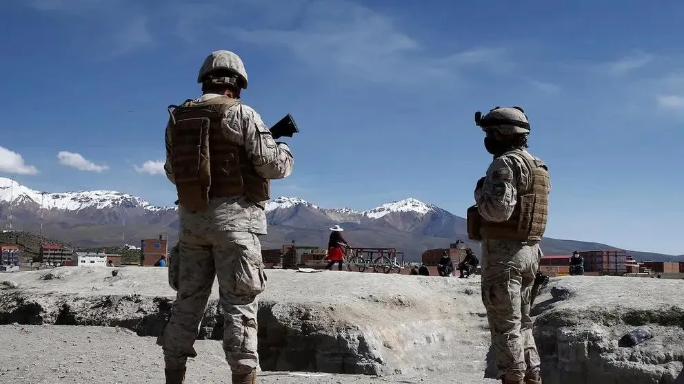 Ejército chileno en la frontera de Bolivia con Chile. Foto: EFE