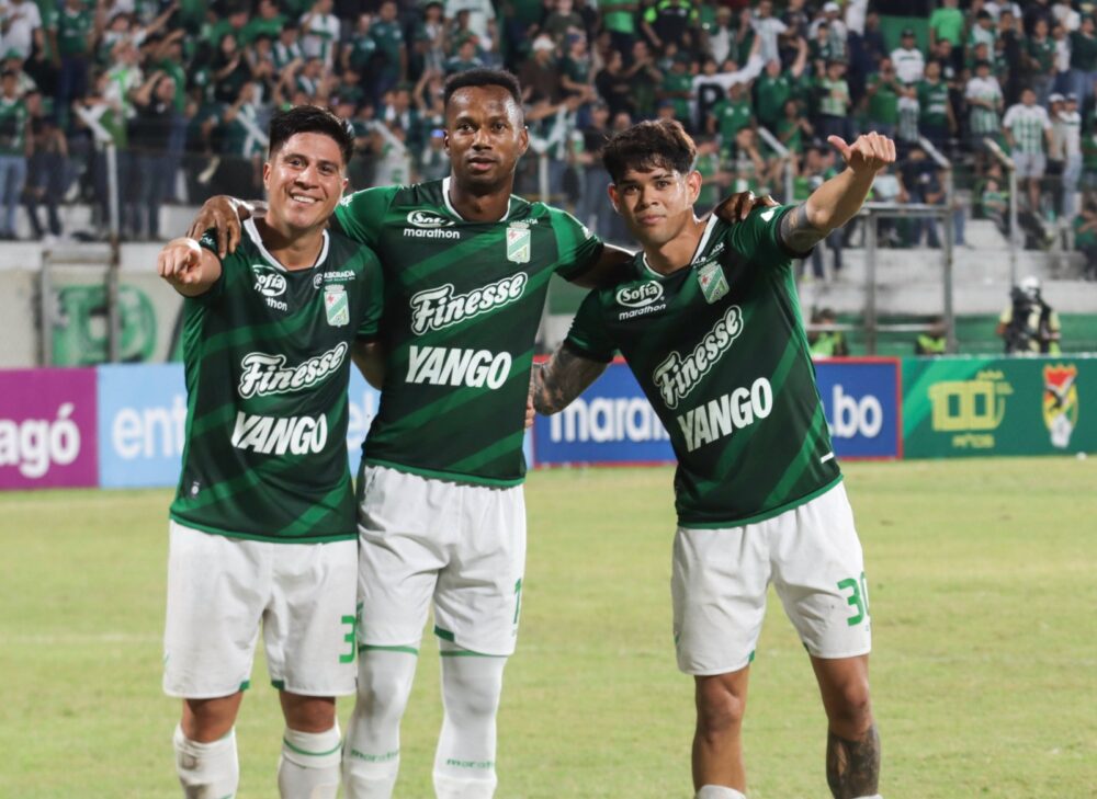 Festejo de gol de Oriente