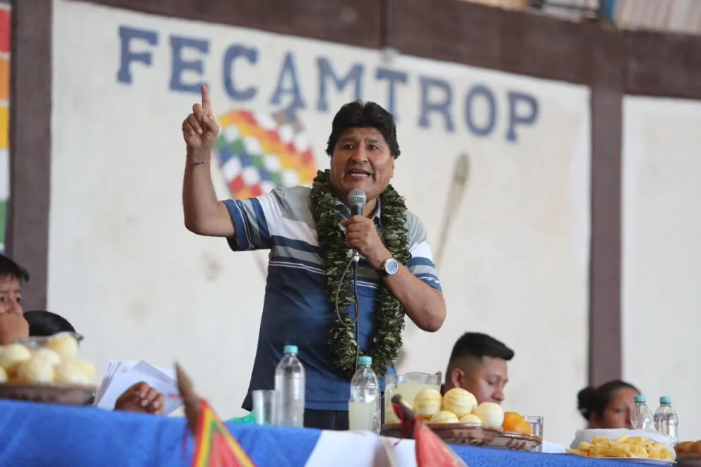 Morales durante el congreso ordinario de la Central Chipiriri. Foto: Facebook Evo Morales.