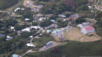 Evacúan islas japonesas tras más de 1.500 sismos