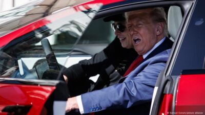 Trump llama «tren descarrilado» a Musk y ataca a su partido