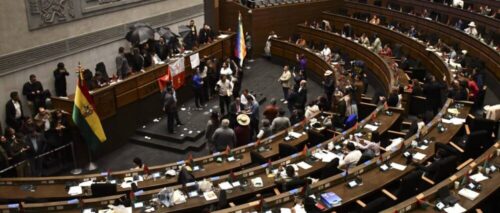 Diputado opositor dice que más de 60 legisladores firmaron el rechazo a los contratos de litio
