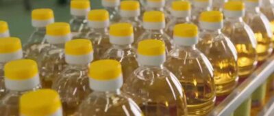 El litro de aceite se vende en Bs 18 en mercados y comerciantes dicen que mayoristas les asignan cupos