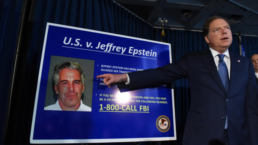 Anuncio de los cargos contra el financista Jeffrey Epstein el 8 de julio de 2019 en la corte federal de Manhattan, en Nueva York