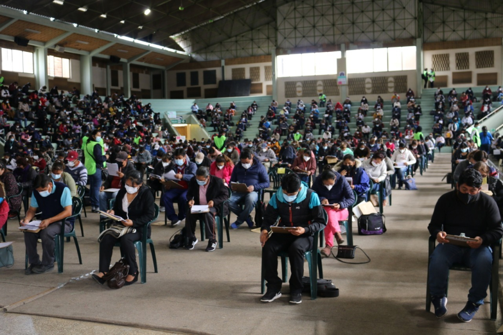 Maestros rendirán el examen de ascenso de categoría