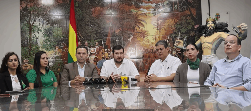 Conferencia de prensa del Comité Cívico