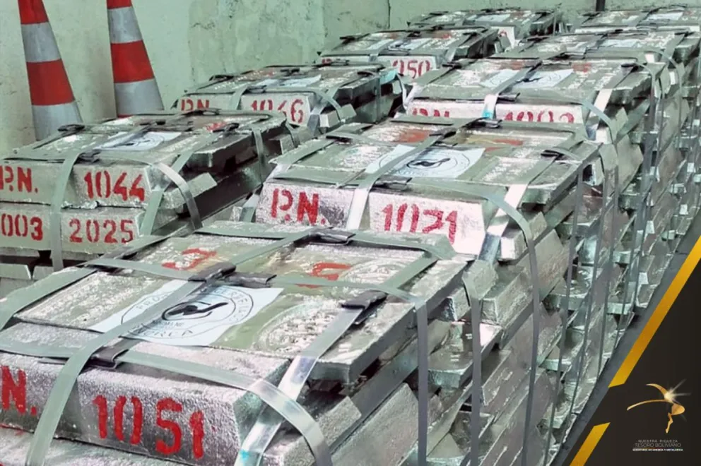 Estaño metálico de exportación que se procesa en Vinto. Foto ABI