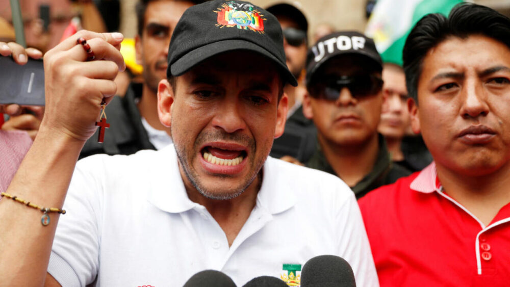 Luis Fernando Camacho, líder del Comité Pro Santa Cruz, durante una protesta contra Evo Morales en La Paz, Bolivia, el 10 de noviembre de 2019.