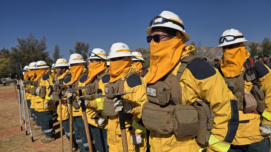 Bolivia se refuerza con más de 4.000 bomberos y 2 fábricas de herramientas para enfrentar incendios forestales